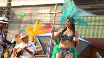 La belleza se hace sentir en 'la Novia de Honduras' en su gran carnaval.
