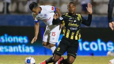 Real España y Olimpia es denominado el “clásico moderno” del fútbol hondureño.