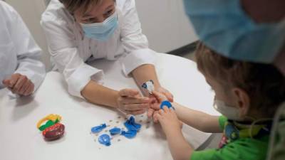 El trasplantado es un niño de dos años que estaba en riesgo vital. EFE.