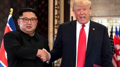 Kim y Trump planearon una nueva cumbre que se ve en riesgo tras los engaños del líder norcoreano a EEUU y las sanciones impuestas por el Departamento del Tesoro a Pyongyang./AFP.