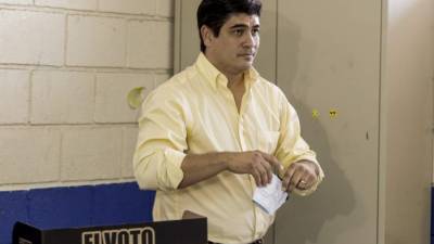 El candidato por el Partido Acción Ciudadana, Carlos Alvarado. EFE/Archivo