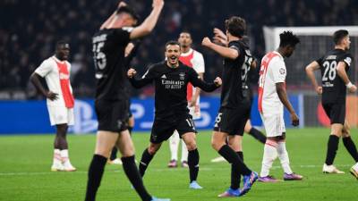 Benfica se baja al Ajax y avanza a cuartos de final de la Champions