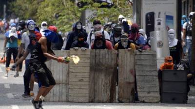 Ayer se volvieron a registrar protestas en el centro de Caracas.