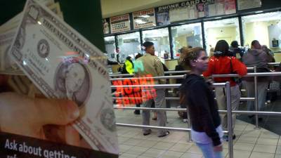 Las remesas enviadas a Honduras suben el 22 % entre enero y marzo de 2022