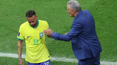 Tite confía en seguir contando con Neymar en el Mundial.