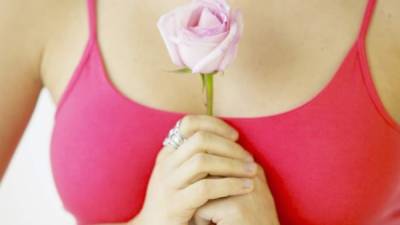 El cáncer de mama es una de las segundas causas de muerte por cáncer en la mujer.