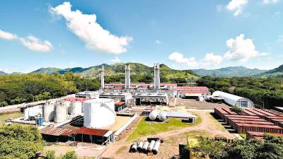 <b><span class=mln_uppercase_mln>Producción.</span></b> Las plantas térmicas, sobre todo Pavana III, produce la energía más barata para la Enee.