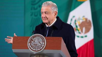 AMLO afirma que en su carta a Santa Claus pidió que “todos estén felices”.