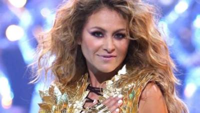 La cantante mexicana Paulina Rubio parece haber firmado la paz con su ex Gerardo Bazúa.