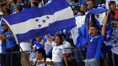 La afición catracha está lista para apoyar a los dirigidos por Jorge Luis Pinto.