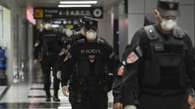La declaración del coronavirus como pandemia por parte de la OMS llevó al presidente salvadoreño Nayib Bukele a decretar cuarentena en todo el país y prohibir el ingreso de extranjeros por 21 días como medida de prevención.