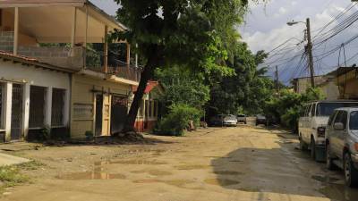 La mayoría de calles necesitan mantenimiento. Fotos: Melvin Cubas.