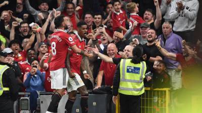 ¿Y Cristiano Ronaldo? Manchester United revive con espectacular triunfo y le traslada la crisis al Liverpool