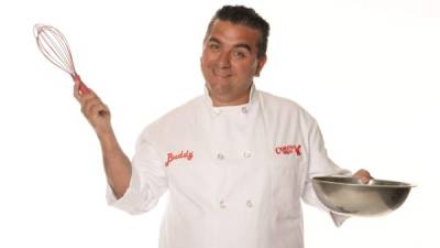 Buddy Valastro, es un pastelero, empresario, celebridad y filántropo estadounidense-italiano.
