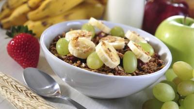 Los granos integrales son ricos en fibra, por lo que ayudan a perder peso.