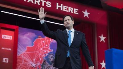 Rubio anunció su candidatura en el edificio de la torre de la Libertad, en Miami.