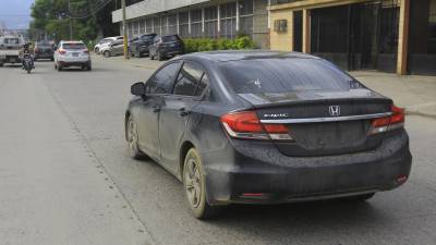 Son más de 300,000 carros y motos que circulan en Honduras sin placas.