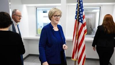 La embajadora de los EUA en Honduras, Laura Dogu, en la inauguracion de la nueva agencia consular en SPS para ciudados estadounidenses.