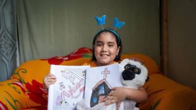 Adriana Sofía siempre se muestra con una gran sonrisa a pesar de su difícil situación de salud.