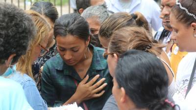 Samantha no se explica aún cómo sobrevivió a la masacre de 46 reclusas ejecutada por pandilleras hace un año en la única cárcel de mujeres de <b>Honduras</b>, el país con más violencia criminal en Centroamérica.