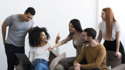 Las relaciones interpersonales son importantes a cualquier edad, en cualquier contexto.