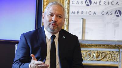 Eduardo Enrique Reina es el actual titular de la Secretaría de Relaciones Exteriores de Honduras.