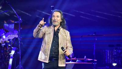 Marco Antonio Solís también conocido como “El Buki”.