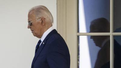 Biden no cede ante los demócratas que le piden abandonar su candidatura a la reelección.