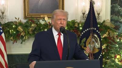 Captura de video tomada de una transmisión de la Casa Blanca del presidente de Estados Unidos, Donald Trump, durante un discurso a la nación desde la Casa Blanca en Washington (EE.UU.).