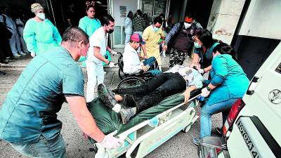 <b>Los heridos en el accidente llegaron con fuertes lesiones en diferentes partes de su cuerpo.</b>