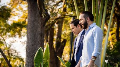 Bukele recibió a Rubio en su residencia con vistas al lago Coatepeque.