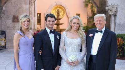 La vida amorosa del candidato republicano y expresidente estadounidense Donald Trump ha acaparado los titulares de las revistas en las últimas décadas.