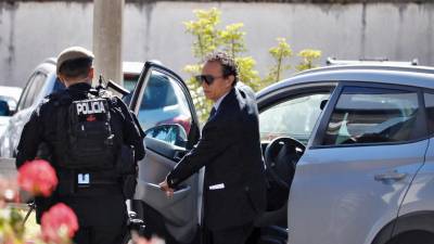 El ministro ecuatoriano del Interior, Juan Zapata, informó este jueves de que los seis detenidos tras el asesinato del candidato presidencial Fernando Villavicencio, son extranjeros, pero no reveló su nacionalidad.