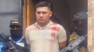 El supuesto traficante de armas fue capturado por agentes de Dipampco.