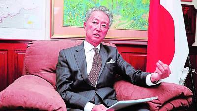 El embajador de Japón, Jun Nakahara, ve el proyecto del tren interoceánico como ruta alterna al Canal de Panamá y avisa un fuerte respaldo.