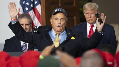 El ex alcalde de Nueva York, Rudy Giuliani, es uno de los 18 acusados en el caso de Trump en Georgia.
