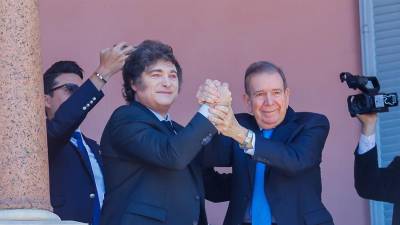 Edmundo González se reunió con el presidente de Argentina, Javier Milei, el sábado en Buenos Aires.