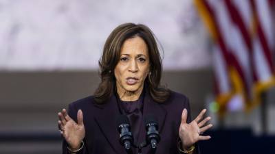 La vicepresidenta estadounidense, Kamala Harris, aceptó su derrota ante Trump en un emotivo discurso.