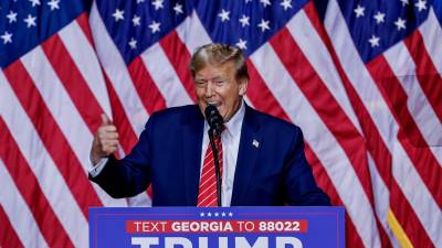 Trump busca la nominación republicana para disputar las elecciones presidenciales de noviembre.