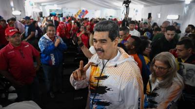 Presidente Nicolás Maduro realiza un mitín político previo a las elecciones.