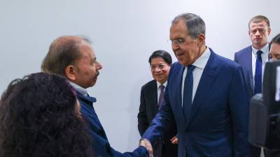 Ortega recibió ayer en Managua al canciller ruso Serguéi Lavrov.
