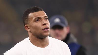 Mbappé tendrá la posibilidad de negociar con cualquier equipo en enero, ya que su contrato con el PSG<b><a href=https://www.laprensa.hn/deportes/psg-mbappe-champions-league-octavos-final-liga-campeones-europa-OA16612480> </a></b>culmina en junio del 2024.