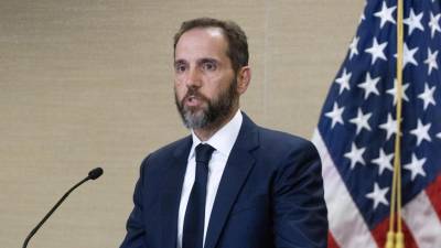 El abogado especial Jack Smith hablando con los medios de comunicación tras la acusación del Departamento de Justicia contra el expresidente Donald Trump.