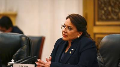 Fotografía de archivo, tomada el pasado 13 de junio, en la que se registró a la presidenta de Honduras, Xiomara Castro, en Pekín (China).