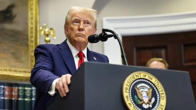 El presidente de Estados Unidos, Donald Trump, ordenó congelar todas las ayudas federales.