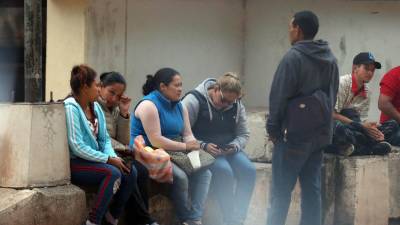 El reloj marcaba las 12:30 del mediodía del domingo. Tres agentes motorizados de la Policía, empuñando sus armas de fuego, llegaron hasta la propiedad de don Santiago Ramos, en el caserío Las Trojas, perteneciente al Distrito Central, Francisco Morazán.