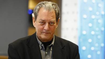 Fotografía de archivo del escritor estadounidense Paul Auster posando durante la presentación de su novela 4321, el 4 de septiembre de 2017, en Madrid (España).