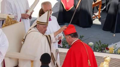 El Vaticano suspenderá a partir de noviembre una serie de bonos que percibían los cardenales como parte de su sueldo mensual.