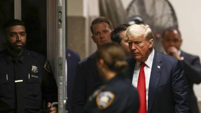 El jurado declaró culpable a Trump de 34 cargos por falsificaciones de documentos.