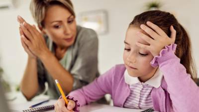 Más allá de las notas del niño, lo fundamental es ser un apoyo y buscar un equilibrio a la hora de tomar decisiones, al fin y al cabo, la clave es entender los procesos que viven los estudiantes, pues esta es la forma más simple de saber qué medidas se pueden tomar.